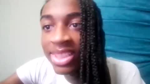 Snapshot of rebecca23278 chatting on May 5, 4:59 pm Tu mami Rebecca online show from May 5, 4:59 pm