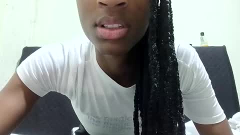 Snapshot of rebecca23278 chatting on May 27, 12:13 pm Tu mami Rebecca online show from May 27, 12:13 pm