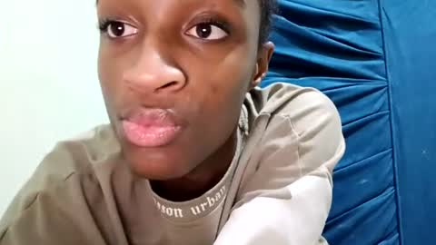 Snapshot of rebecca23278 chatting on July 3, 10:54 am Tu mami Rebecca online show from July 3, 10:54 am