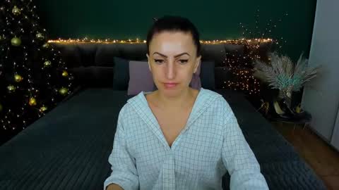 rebecca_diamonds online show from January 8, 5:59 am
