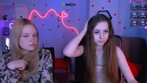 rebecca_smile_ online show from March 27, 1:33 pm