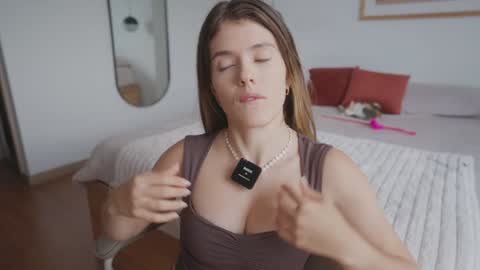 Snapshot of rebeccastonee chatting on January 6, 7:39 pm - Maria - Of rebeccastonec - telegram online show from January 6, 7:39 pm