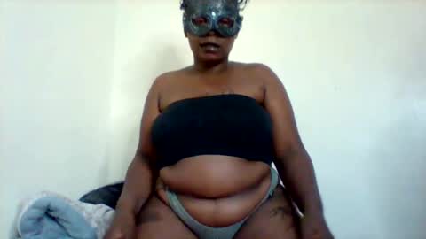 Snapshot of rebss254 chatting on May 30, 6:16 pm Rebss online show from May 30, 6:16 pm