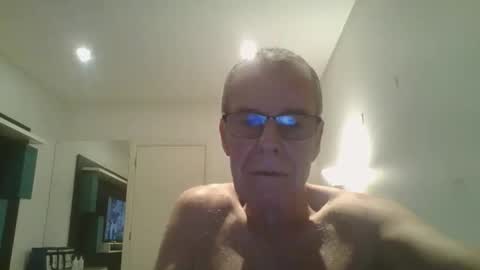 Rene online show from March 8, 12:08 am