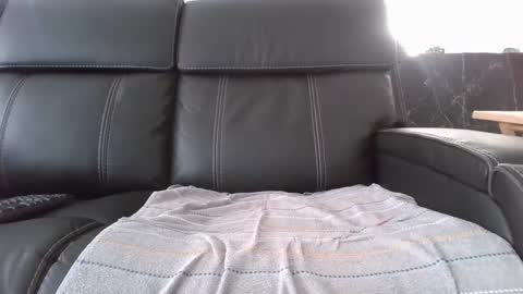 Snapshot of recklessdeejay chatting on December 19, 6:56 pm Jo online show from December 19, 6:56 pm