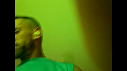 Snapshot of recoveryislife2185 chatting on November 18, 1:55 am EZ-Money2185 online show from November 18, 1:55 am