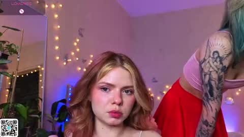 Snapshot of red__candy chatting on July 7, 7:18 pm red__candy online show from July 7, 7:18 pm
