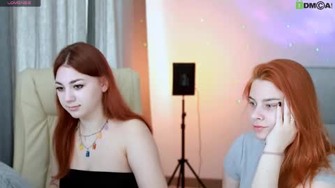 Snapshot of red__dizzy chatting on April 23, 9:30 am red__dizzy online show from April 23, 9:30 am