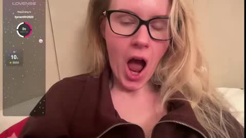 Rosie online show from February 10, 7:07 pm