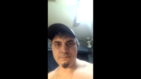 Snapshot of red_hot_peppers chatting on December 7, 11:29 am red_hot_peppers online show from December 7, 11:29 am