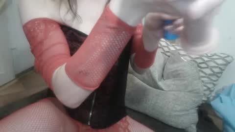Snapshot of red_october_sub chatting on February 12, 8:18 pm Red October SlutPuppy online show from February 12, 8:18 pm
