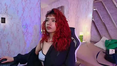 red_pandaa online show from February 4, 3:23 am