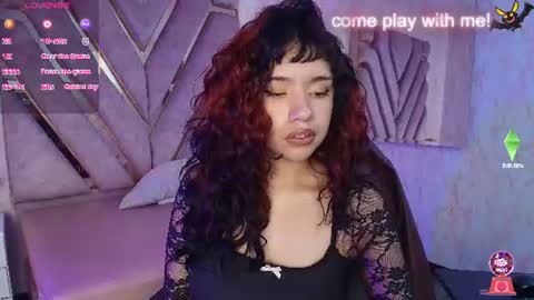 Snapshot of red_pandaa chatting on June 16, 3:53 am red_pandaa online show from June 16, 3:53 am