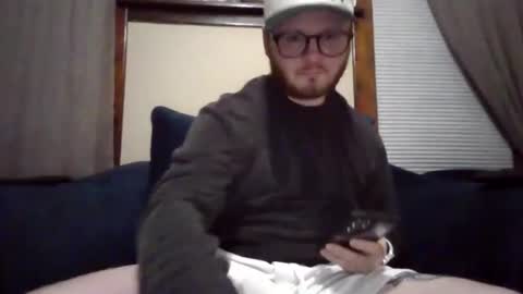 Snapshot of redbullginger chatting on January 8, 7:24 am ThickGingerCock online show from January 8, 7:24 am