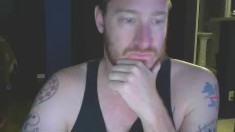 Snapshot of reddawg14 chatting on October 6, 1:14 am reddawg14 online show from October 6, 1:14 am