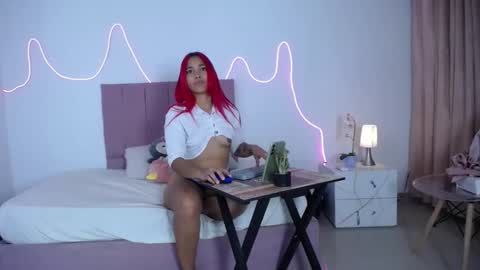 Snapshot of redhair6 chatting on March 2, 7:32 pm redhair6 online show from March 2, 7:32 pm