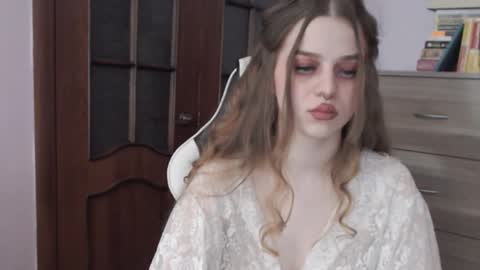 Lily online show from October 22, 2:12 am