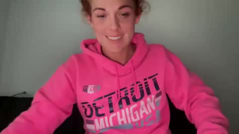 Redheaded Fox online show from January 22, 6:20 pm