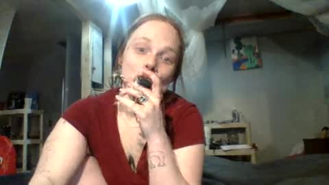Lenae Redd online show from June 3, 4:15 am