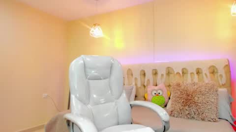 Lupe online show from December 28, 12:04 am