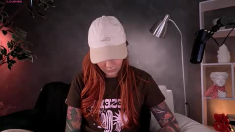 Red Jasmine online show from February 28, 11:06 pm