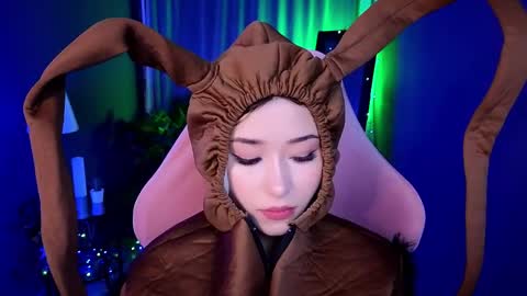 Kiara online show from April 5, 8:50 pm