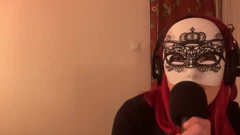 Redplume online show from February 23, 7:11 pm