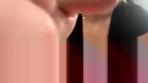 redrubyred online show from April 20, 7:48 pm