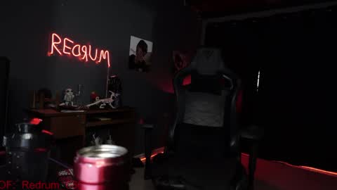 Snapshot of redrum_696 chatting on April 24, 1:57 pm Red online show from April 24, 1:57 pm