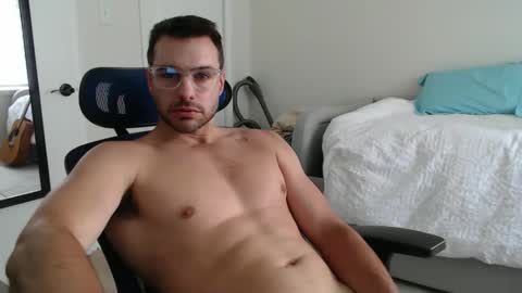 redstar461163 online show from May 31, 8:32 pm