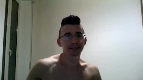 Snapshot of redstep0 chatting on September 15, 6:19 pm redstep0 online show from September 15, 6:19 pm