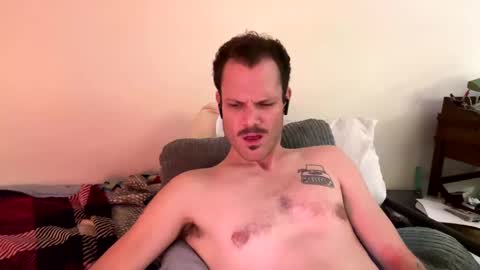 Reed Thomas online show from December 9, 6:12 am