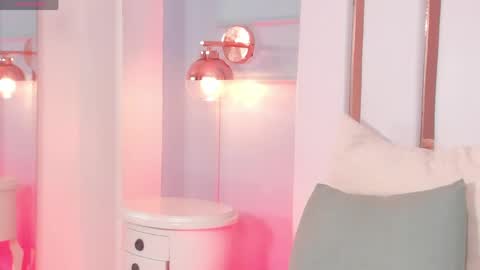 Regina  online show from April 18, 6:39 am