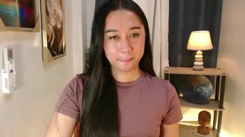 regine online show from February 6, 5:27 pm