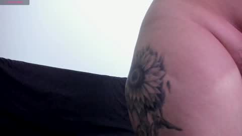 Reid Green online show from April 2, 5:49 am