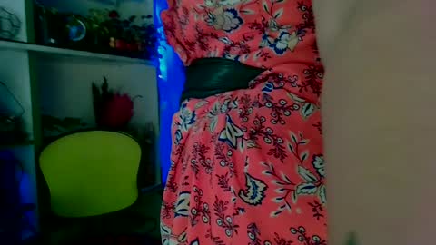 Snapshot of reicat chatting on January 17, 2:39 pm Karina online show from January 17, 2:39 pm