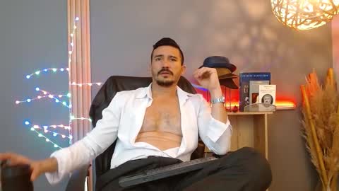   REIKO  online show from February 26, 3:00 pm