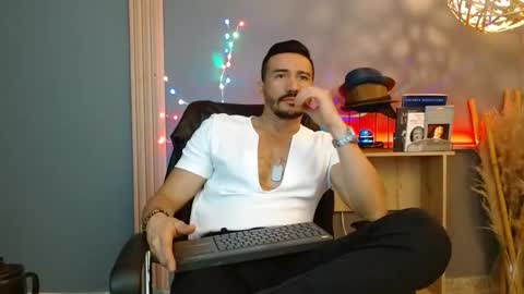   REIKO  online show from March 20, 2:55 pm