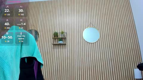 reina_loren online show from February 18, 2:51 am