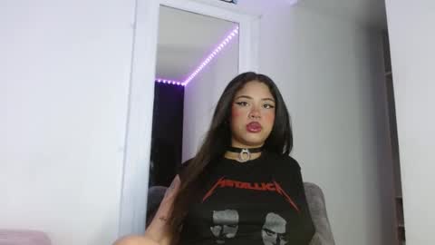 reina_reina online show from September 14, 10:09 pm