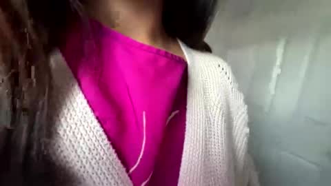 Snapshot of reinaassss chatting on April 16, 2:29 pm reinaassss online show from April 16, 2:29 pm