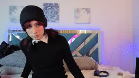 Snapshot of reiv_femboy chatting on November 3, 1:51 am reiv_femboy online show from November 3, 1:51 am