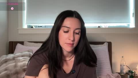 Snapshot of remibliss chatting on June 5, 12:17 am Remi online show from June 5, 12:17 am