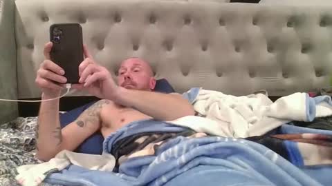 Snapshot of remshotdt chatting on January 21, 11:56 am remshotdt online show from January 21, 11:56 am