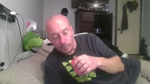 Snapshot of remshotdt chatting on November 13, 12:09 am remshotdt online show from November 13, 12:09 am