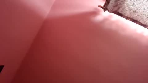 Snapshot of remus60 chatting on December 9, 8:55 am remus60 online show from December 9, 8:55 am