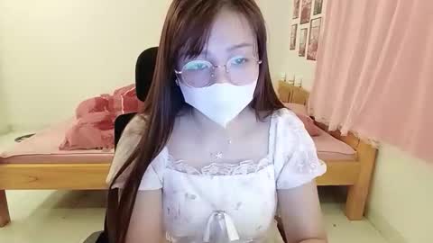 rena8386 online show from March 10, 12:43 pm