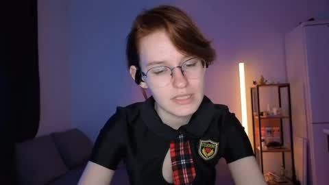 Claire online show from April 12, 6:02 pm