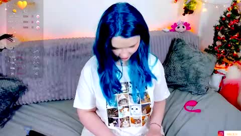 Snapshot of renaryugy chatting on January 12, 8:36 pm RenaRyugy online show from January 12, 8:36 pm