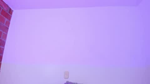 Snapshot of renata_reyes11 chatting on April 30, 2:40 am Renata online show from April 30, 2:40 am
